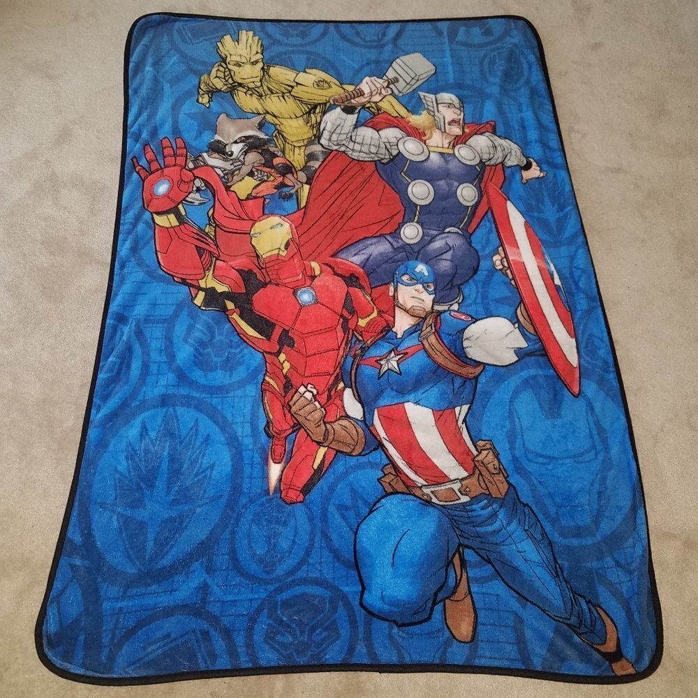 Marvel Avenger Fleece Blanket Groot Thor Rocket Raccoon Iron Man Captain America